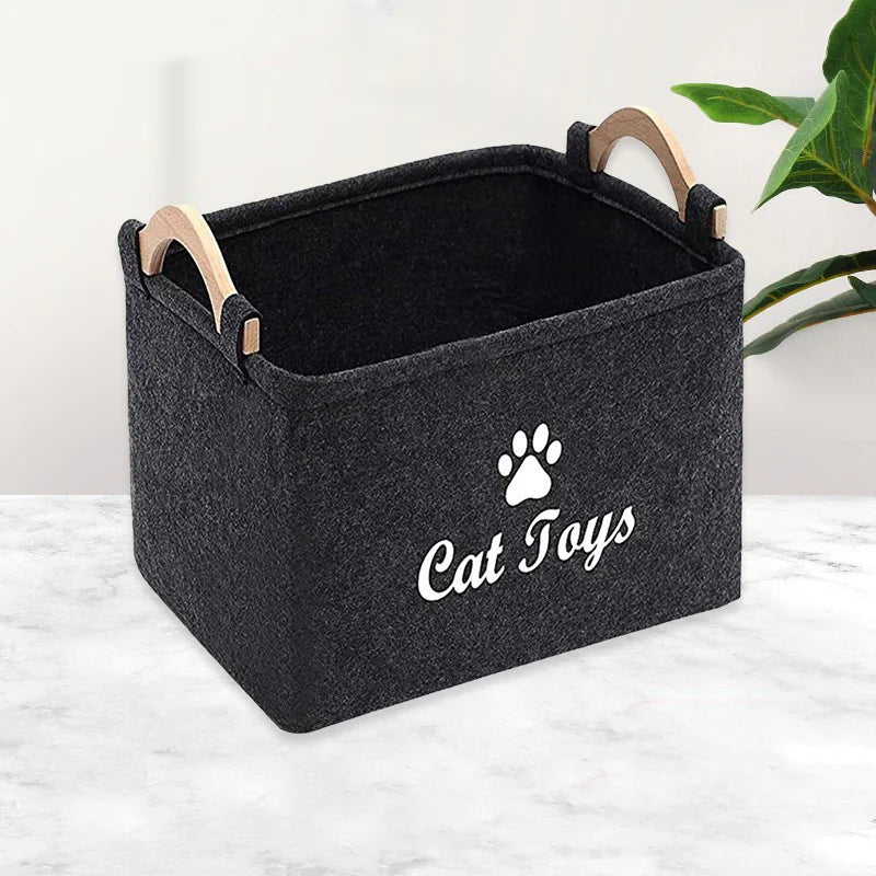 Cesta de almacenamiento para juguetes de mascotas de fieltro – Organizador duradero y con estilo para accesorios de mascotas."