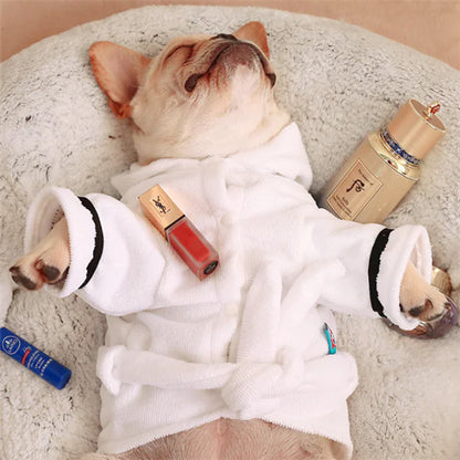 ✨ Albornoz Blanco con Capucha para Perros – Ropa de Mascota Súper Cómoda