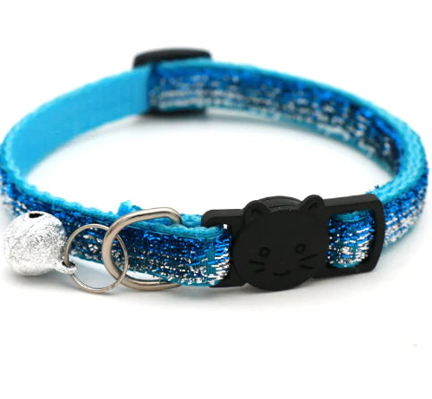 Collar ajustable y lleno de color para tu gato, con una divertida campanita incluida