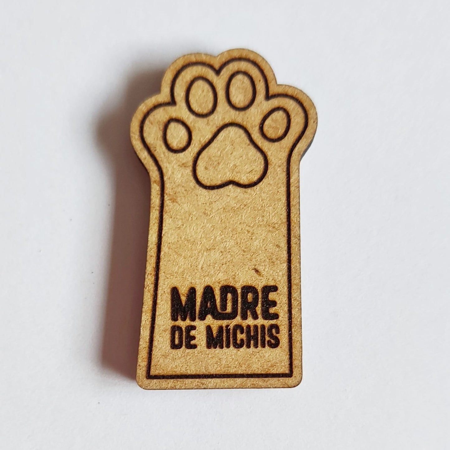 Llavero o imán "Madre de michis"