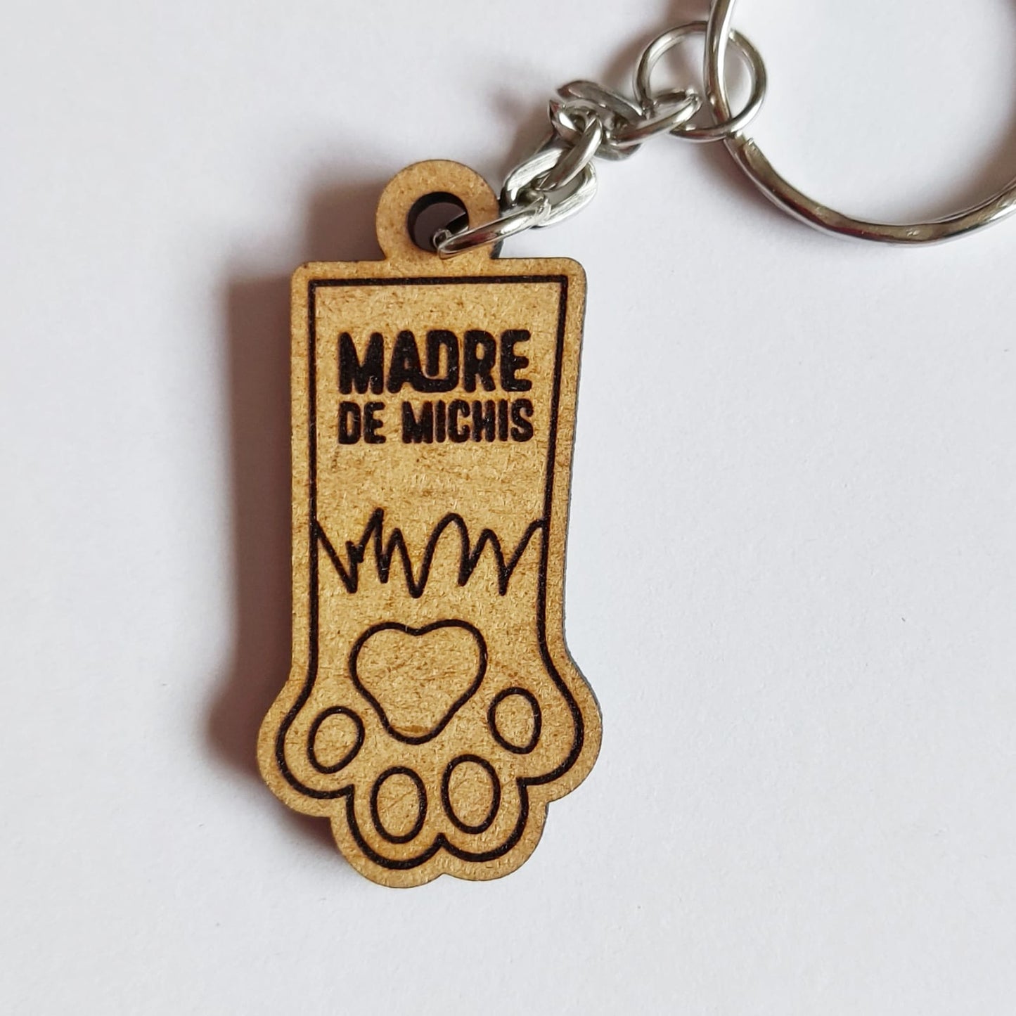 Llavero o imán "Madre de michis"