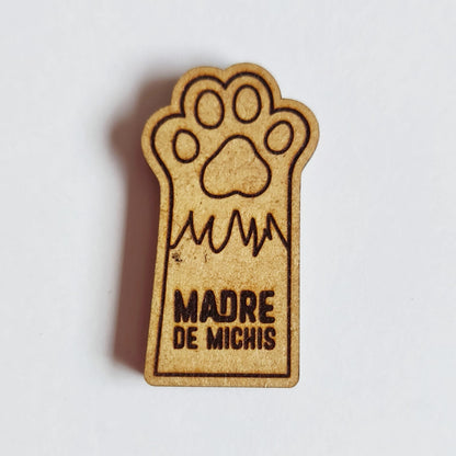 Llavero o imán "Madre de michis"