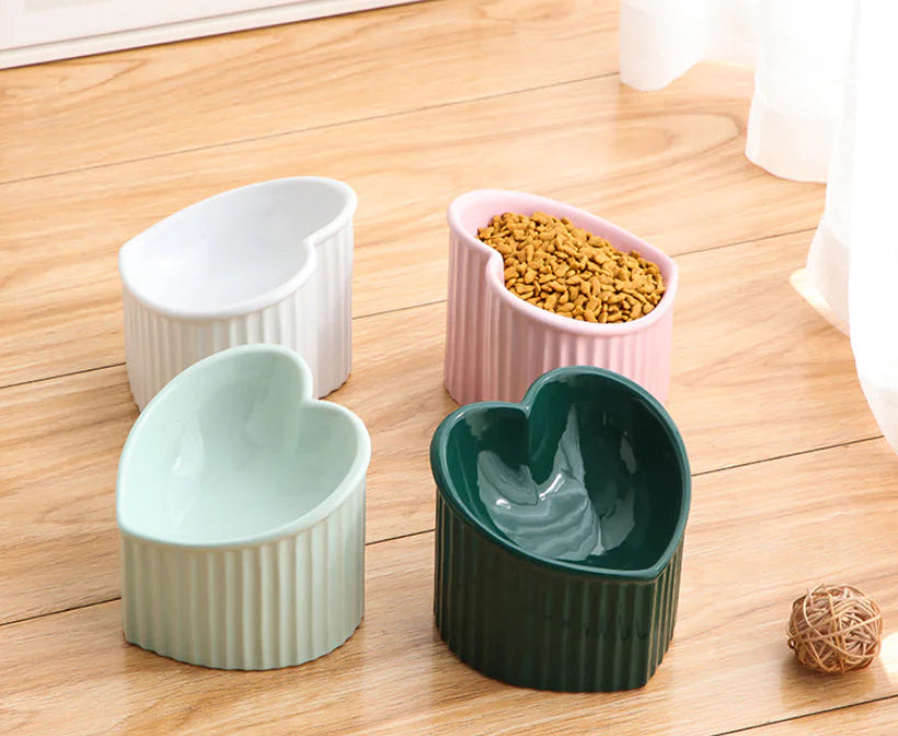 Comedero de Cerámica con Diseño Inclinado para Gatos😻