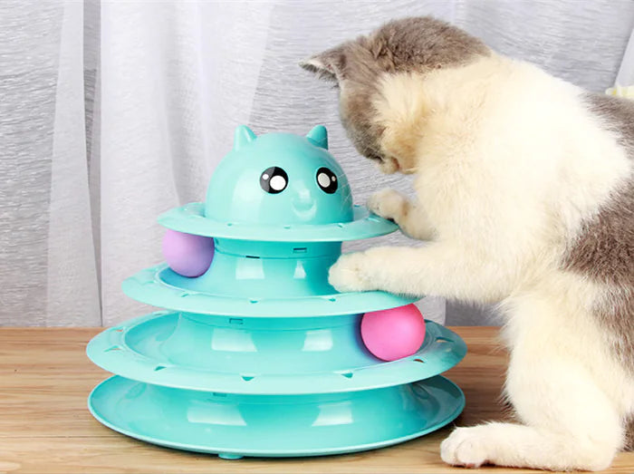 Juguete para gato con torre de tres niveles y bola giratoria😻