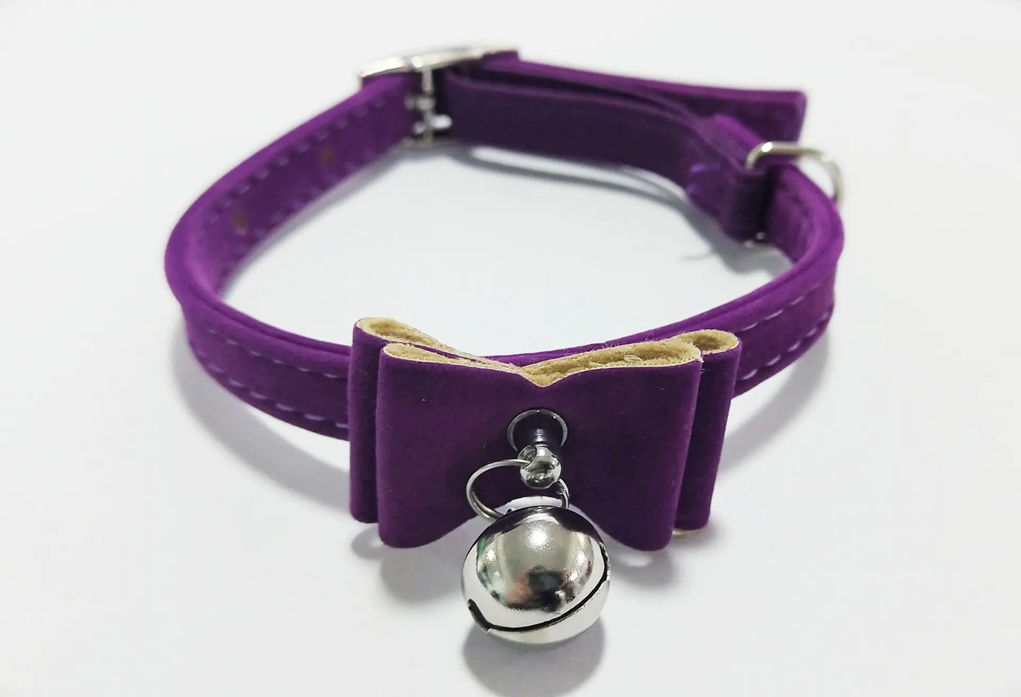 Collar para mascotas con cascabel y lazo para gatos😻